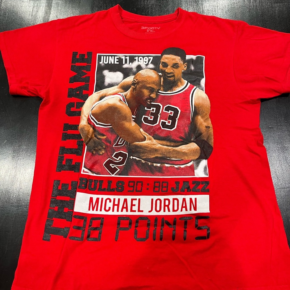 VINTAGE Michael Jordan FLU game Graphic T-Shirt